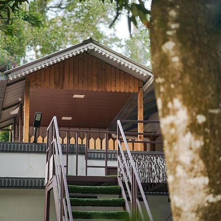 Marari Bobans Villa Mararikulam Bagian luar foto